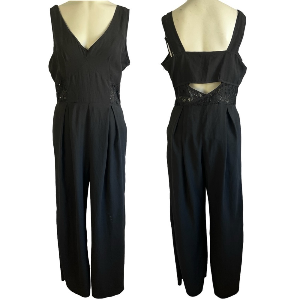 HOT PINK BLACK JUMPSUIT V NECK LACE  DESIGN ON WAIST WOMEN SIZE LARGE